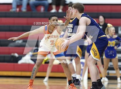 Thumbnail 2 in Civic Memorial vs. East St. Louis(IHSA Class 3A Regionals) photogallery.