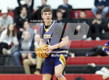 Thumbnail 3 in Civic Memorial vs. East St. Louis(IHSA Class 3A Regionals) photogallery.
