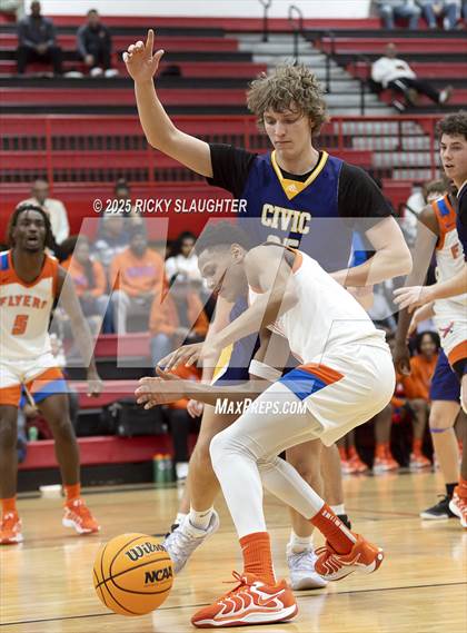 Thumbnail 2 in Civic Memorial vs. East St. Louis(IHSA Class 3A Regionals) photogallery.