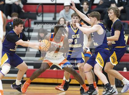 Thumbnail 2 in Civic Memorial vs. East St. Louis(IHSA Class 3A Regionals) photogallery.