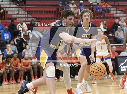 Thumbnail 3 in Civic Memorial vs. East St. Louis(IHSA Class 3A Regionals) photogallery.