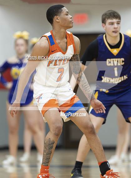 Thumbnail 1 in Civic Memorial vs. East St. Louis(IHSA Class 3A Regionals) photogallery.