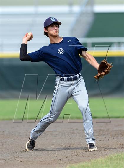 Thumbnail 3 in Oxford vs. Cromwell (CIAC Class S Final) photogallery.