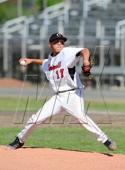Thumbnail 1 in Oxford vs. Cromwell (CIAC Class S Final) photogallery.