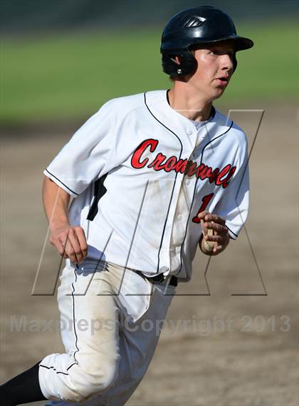 Thumbnail 1 in Oxford vs. Cromwell (CIAC Class S Final) photogallery.