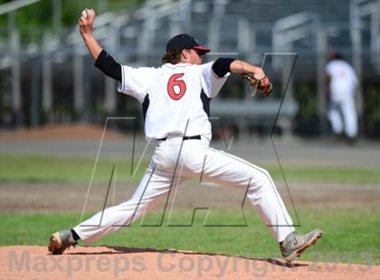 Thumbnail 1 in Oxford vs. Cromwell (CIAC Class S Final) photogallery.