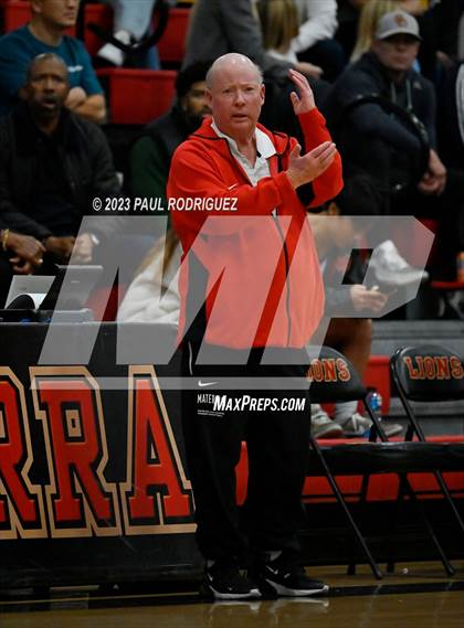 Thumbnail 1 in Mater Dei @ JSerra Catholic photogallery.