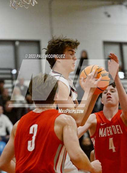 Thumbnail 1 in Mater Dei @ JSerra Catholic photogallery.