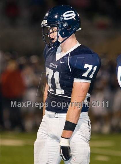 Thumbnail 1 in Issaquah vs. Skyview (WIAA 4A Playoffs) photogallery.