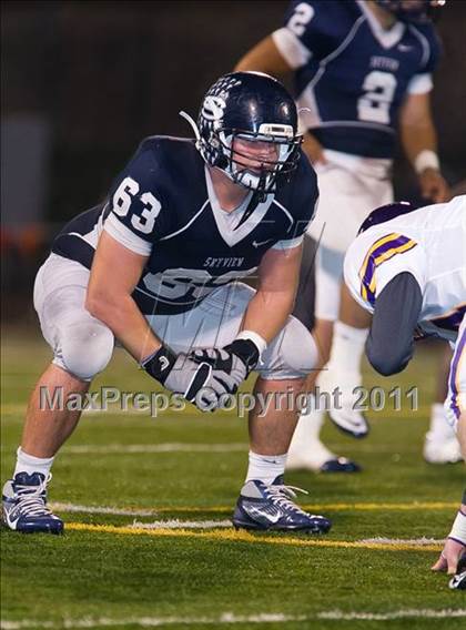Thumbnail 1 in Issaquah vs. Skyview (WIAA 4A Playoffs) photogallery.