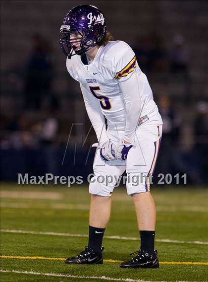Thumbnail 1 in Issaquah vs. Skyview (WIAA 4A Playoffs) photogallery.
