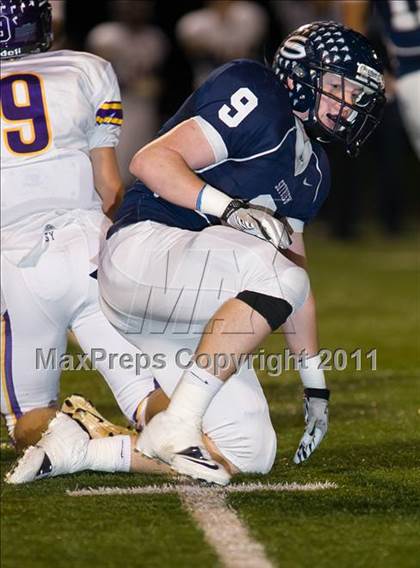 Thumbnail 1 in Issaquah vs. Skyview (WIAA 4A Playoffs) photogallery.