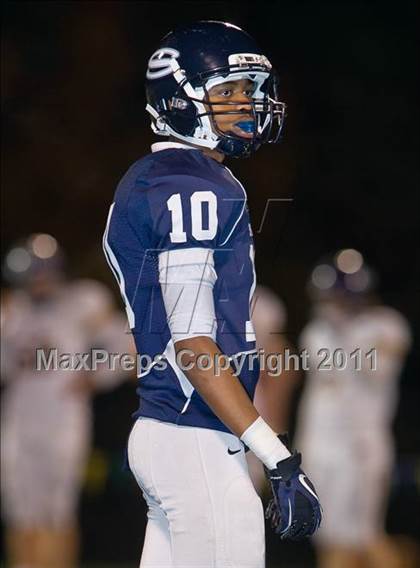 Thumbnail 3 in Issaquah vs. Skyview (WIAA 4A Playoffs) photogallery.