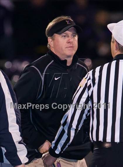 Thumbnail 1 in Issaquah vs. Skyview (WIAA 4A Playoffs) photogallery.