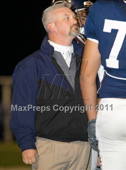 Thumbnail 2 in Issaquah vs. Skyview (WIAA 4A Playoffs) photogallery.