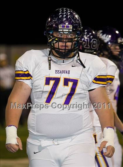 Thumbnail 1 in Issaquah vs. Skyview (WIAA 4A Playoffs) photogallery.
