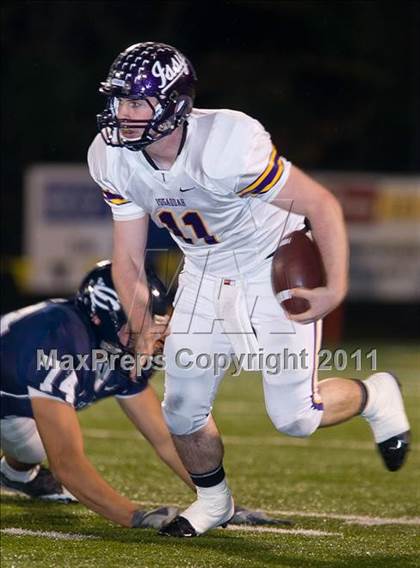 Thumbnail 3 in Issaquah vs. Skyview (WIAA 4A Playoffs) photogallery.