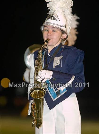 Thumbnail 3 in Issaquah vs. Skyview (WIAA 4A Playoffs) photogallery.