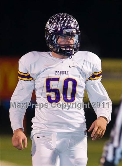 Thumbnail 3 in Issaquah vs. Skyview (WIAA 4A Playoffs) photogallery.