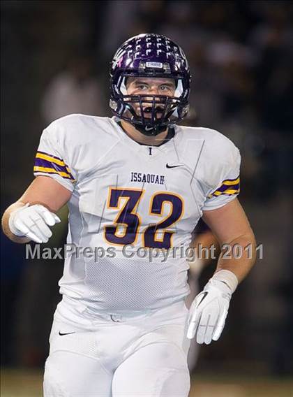 Thumbnail 1 in Issaquah vs. Skyview (WIAA 4A Playoffs) photogallery.
