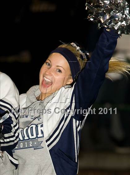 Thumbnail 2 in Issaquah vs. Skyview (WIAA 4A Playoffs) photogallery.