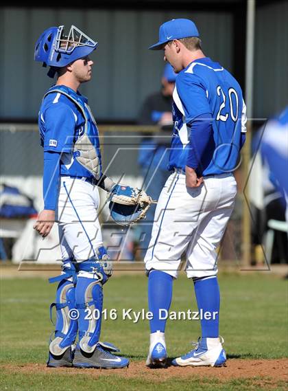Thumbnail 1 in Van Alstyne vs Bells (Pottsboro Varsity Tournament) photogallery.