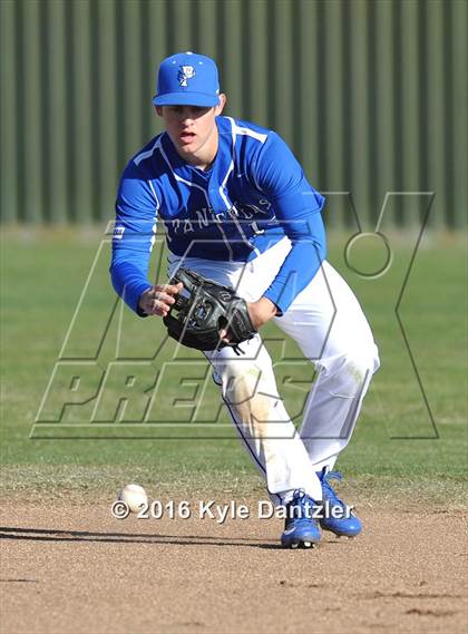 Thumbnail 3 in Van Alstyne vs Bells (Pottsboro Varsity Tournament) photogallery.