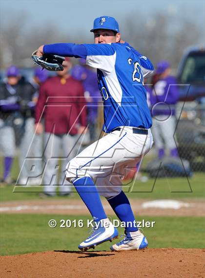 Thumbnail 3 in Van Alstyne vs Bells (Pottsboro Varsity Tournament) photogallery.