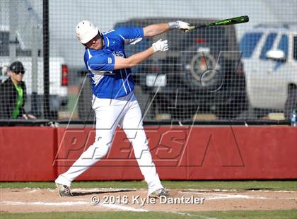 Thumbnail 2 in Van Alstyne vs Bells (Pottsboro Varsity Tournament) photogallery.