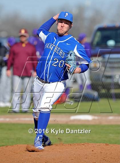 Thumbnail 1 in Van Alstyne vs Bells (Pottsboro Varsity Tournament) photogallery.