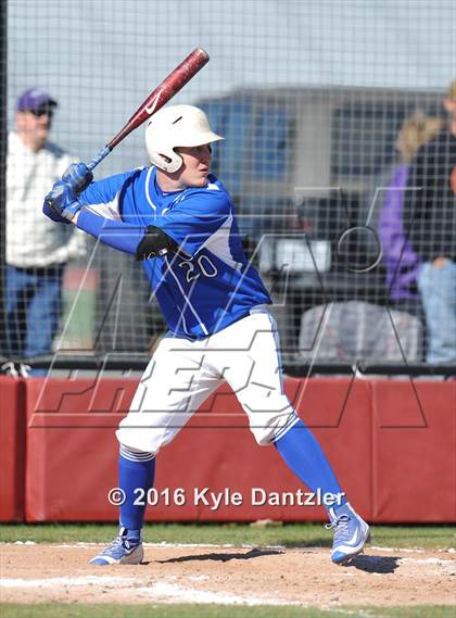 Thumbnail 1 in Van Alstyne vs Bells (Pottsboro Varsity Tournament) photogallery.