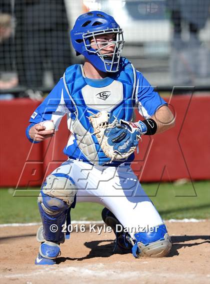 Thumbnail 2 in Van Alstyne vs Bells (Pottsboro Varsity Tournament) photogallery.