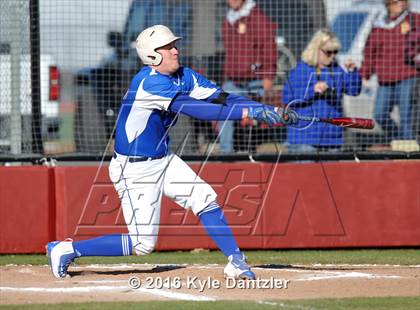 Thumbnail 2 in Van Alstyne vs Bells (Pottsboro Varsity Tournament) photogallery.