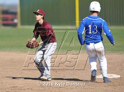 Thumbnail 3 in Van Alstyne vs Bells (Pottsboro Varsity Tournament) photogallery.