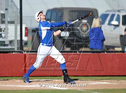 Thumbnail 3 in Van Alstyne vs Bells (Pottsboro Varsity Tournament) photogallery.