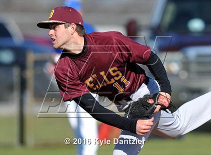 Thumbnail 2 in Van Alstyne vs Bells (Pottsboro Varsity Tournament) photogallery.