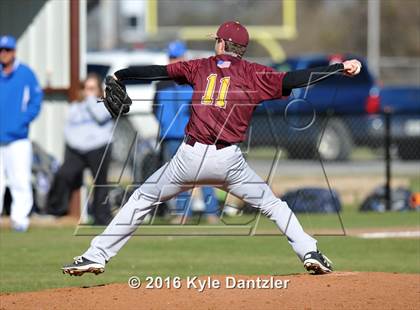 Thumbnail 1 in Van Alstyne vs Bells (Pottsboro Varsity Tournament) photogallery.