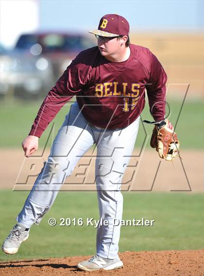 Thumbnail 3 in Van Alstyne vs Bells (Pottsboro Varsity Tournament) photogallery.