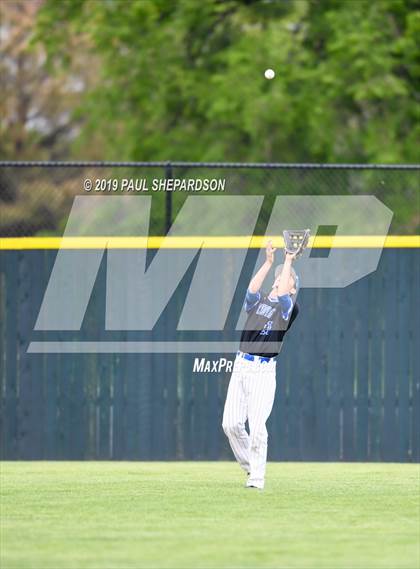 Thumbnail 3 in Regis Jesuit vs. Grandview (CHSAA 5A Quarterfinal) photogallery.