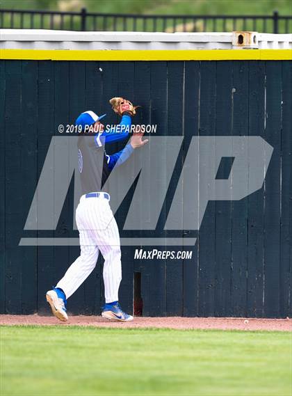 Thumbnail 1 in Regis Jesuit vs. Grandview (CHSAA 5A Quarterfinal) photogallery.