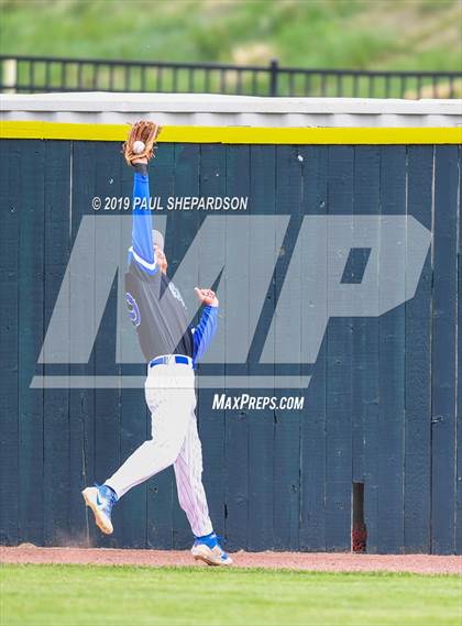 Thumbnail 1 in Regis Jesuit vs. Grandview (CHSAA 5A Quarterfinal) photogallery.