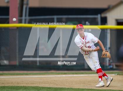 Thumbnail 3 in Regis Jesuit vs. Grandview (CHSAA 5A Quarterfinal) photogallery.