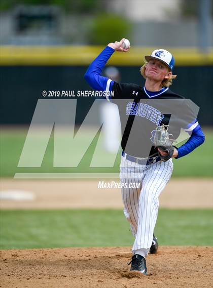 Thumbnail 3 in Regis Jesuit vs. Grandview (CHSAA 5A Quarterfinal) photogallery.