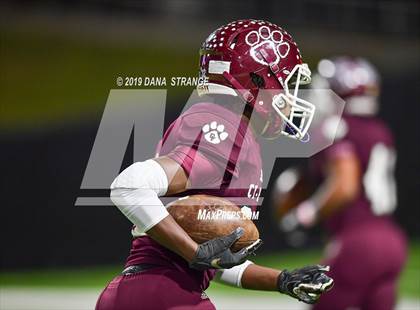 Thumbnail 2 in Bellaire @ Cy-Fair (UIL 6A Bi-District Playoff) photogallery.