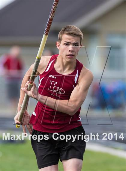 Thumbnail 3 in UHSAA Region 4 Championships photogallery.