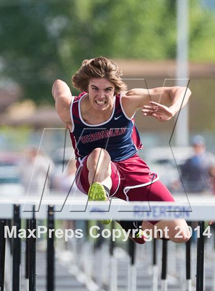 Thumbnail 3 in UHSAA Region 4 Championships photogallery.