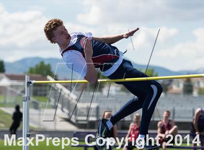 Thumbnail 2 in UHSAA Region 4 Championships photogallery.
