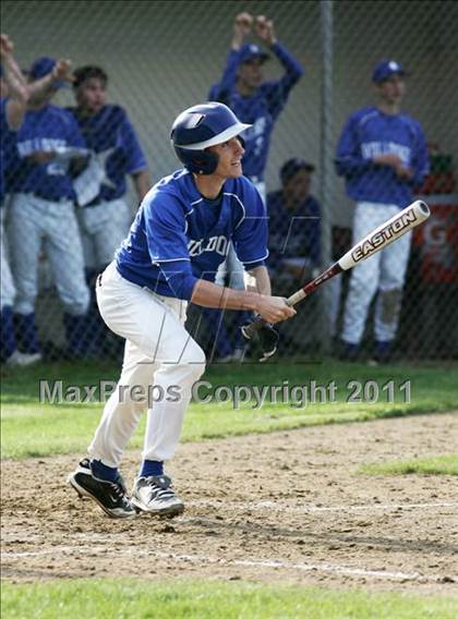 Thumbnail 2 in Stafford vs. Granby Memorial photogallery.