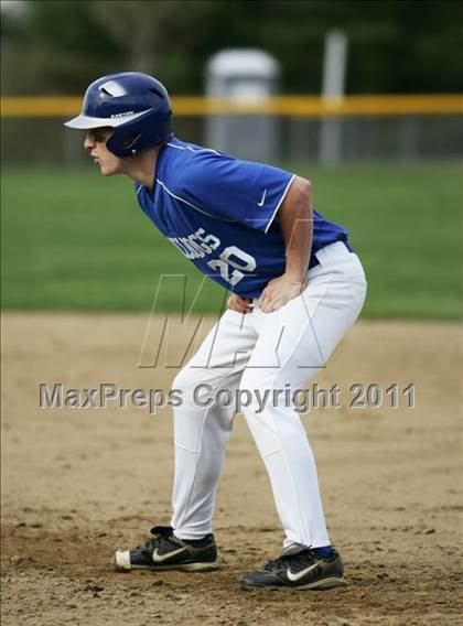Thumbnail 3 in Stafford vs. Granby Memorial photogallery.