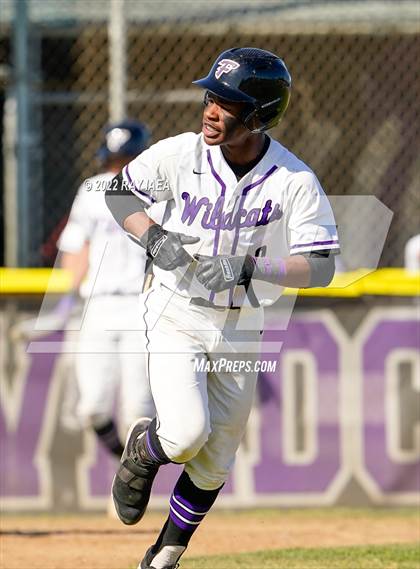 Thumbnail 1 in Vacaville vs. Franklin (CIF SJS D1 Playoff) photogallery.